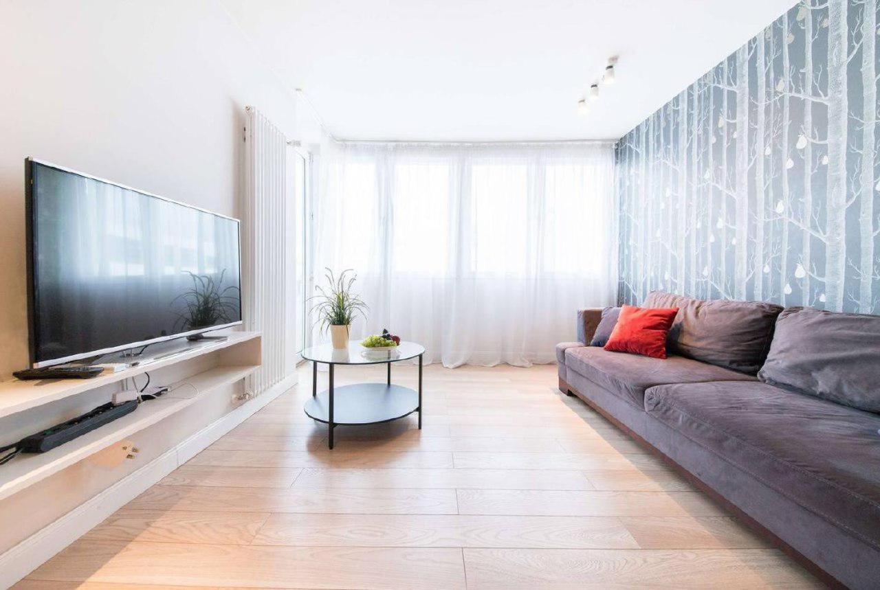 A Flat With View On Palace Of Culture Center Warschau