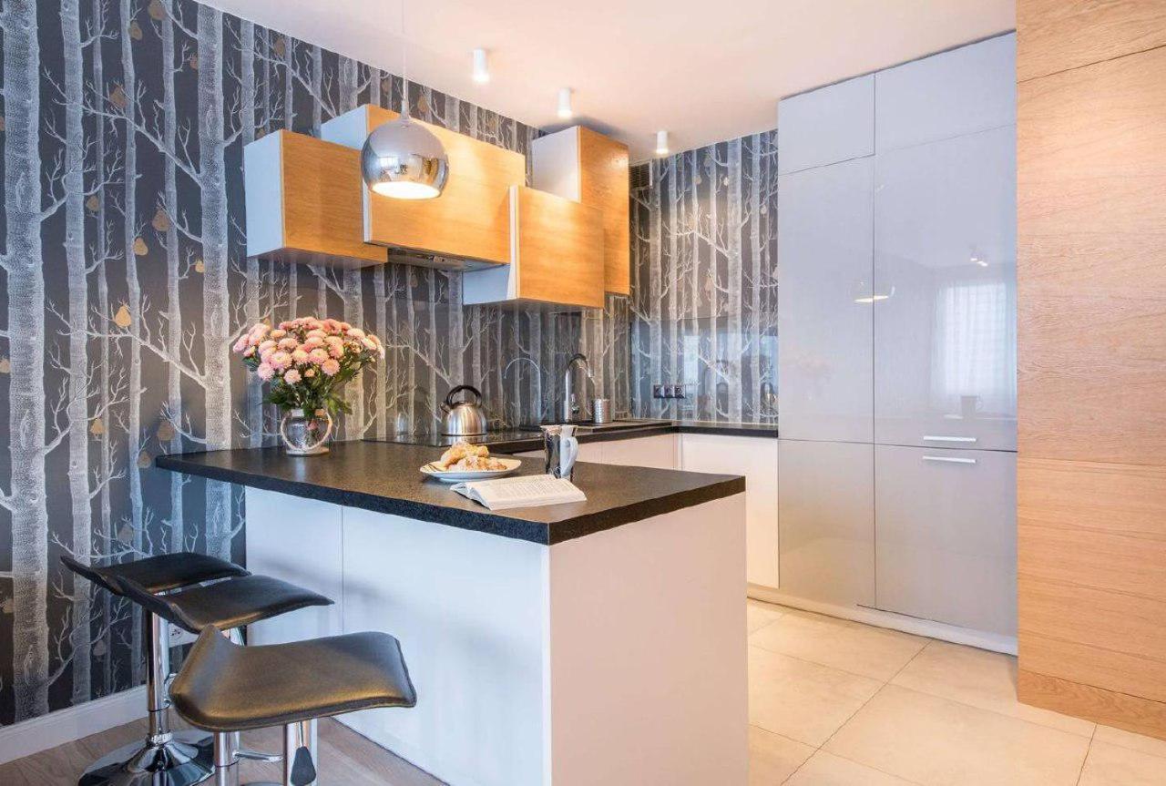 A Flat With View On Palace Of Culture Center Warschau